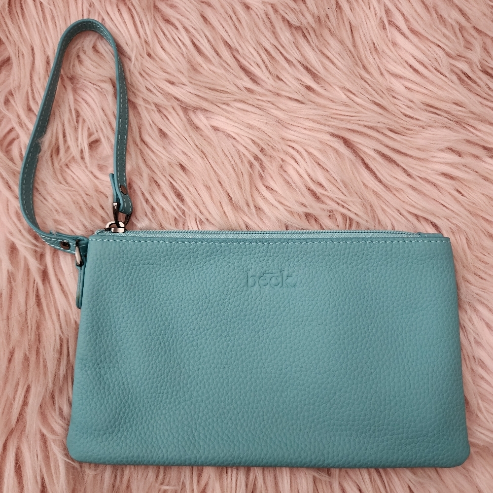 Beck. Bags Ziplet Audrey pebbled leather pouch wristlet